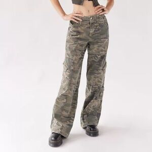 Y2K Cute Low Waist Boot Cut Cargo Camo Streetwear Pants